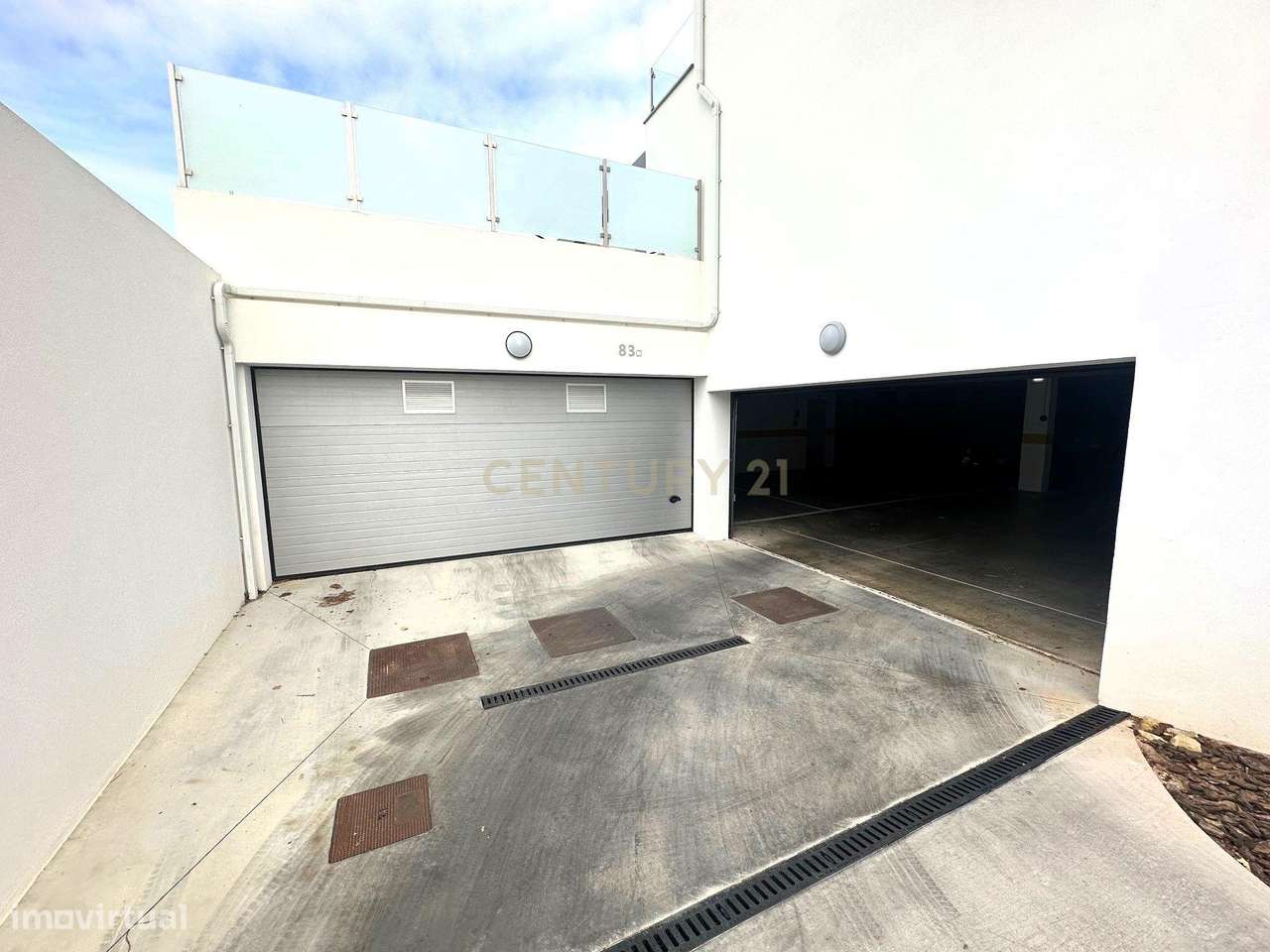 T3 Tires - 3 parqueamentos e arrecadação-7