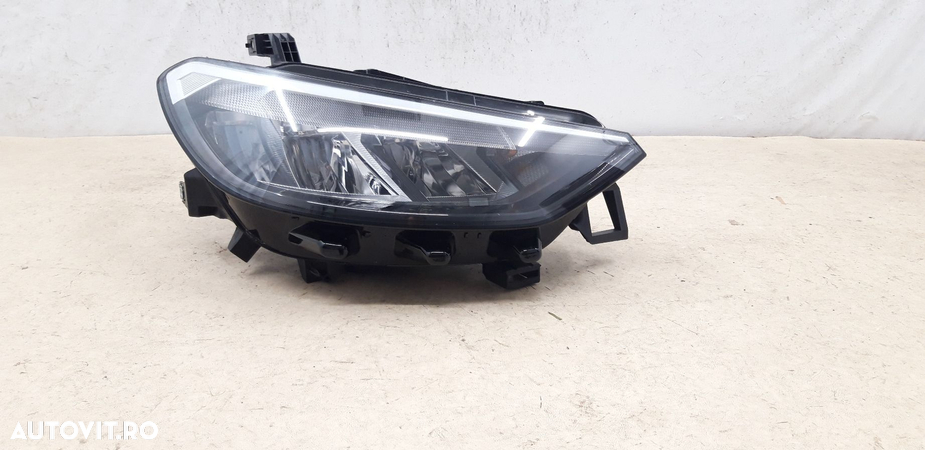 Far dreapta full led VW ID3, 2020, 2021, 10B941006E - 2