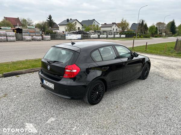 BMW Seria 1 - 21