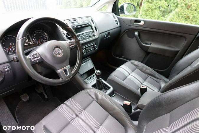 Volkswagen Golf Plus - 14