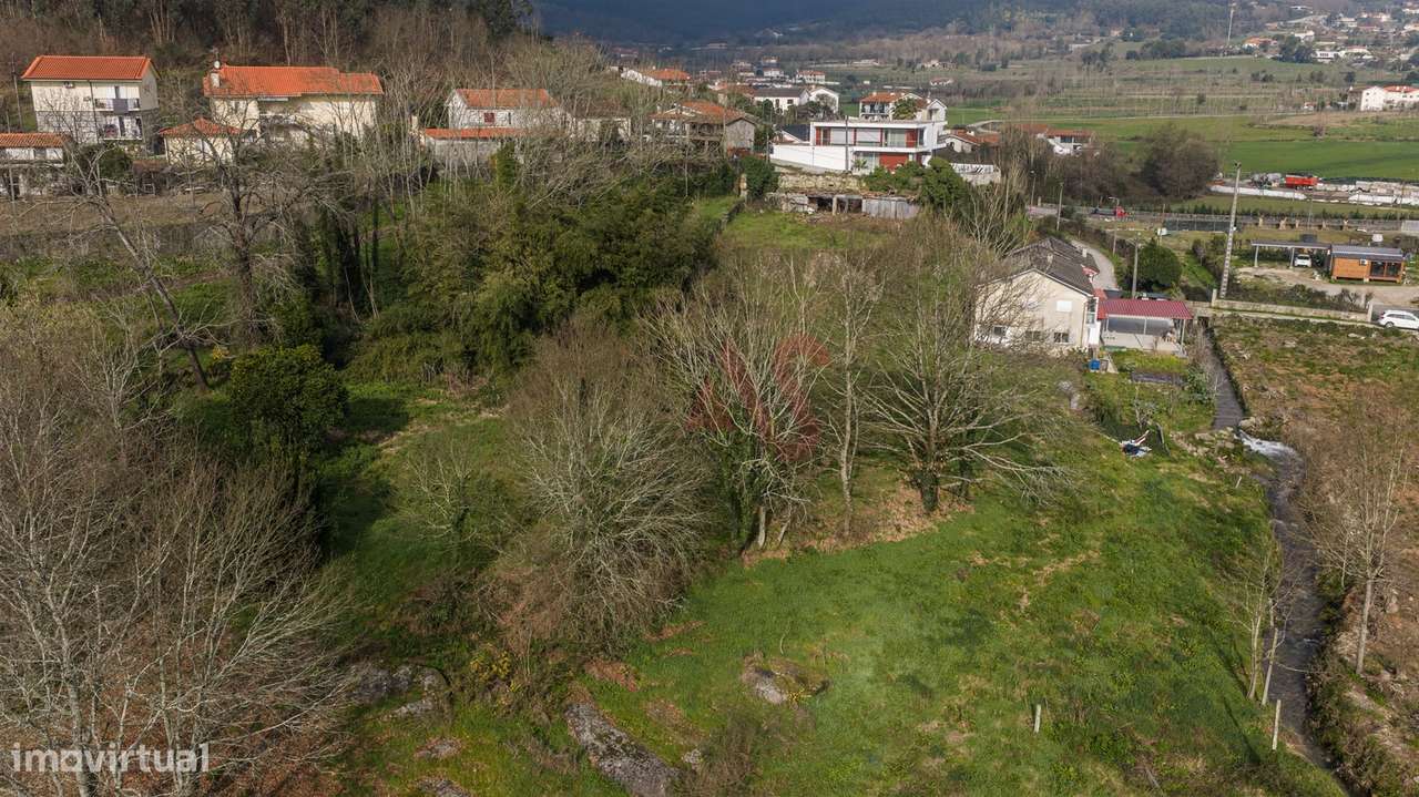 Quinta com 2 hectares em Sande S. Lourenço, Guimarães-19