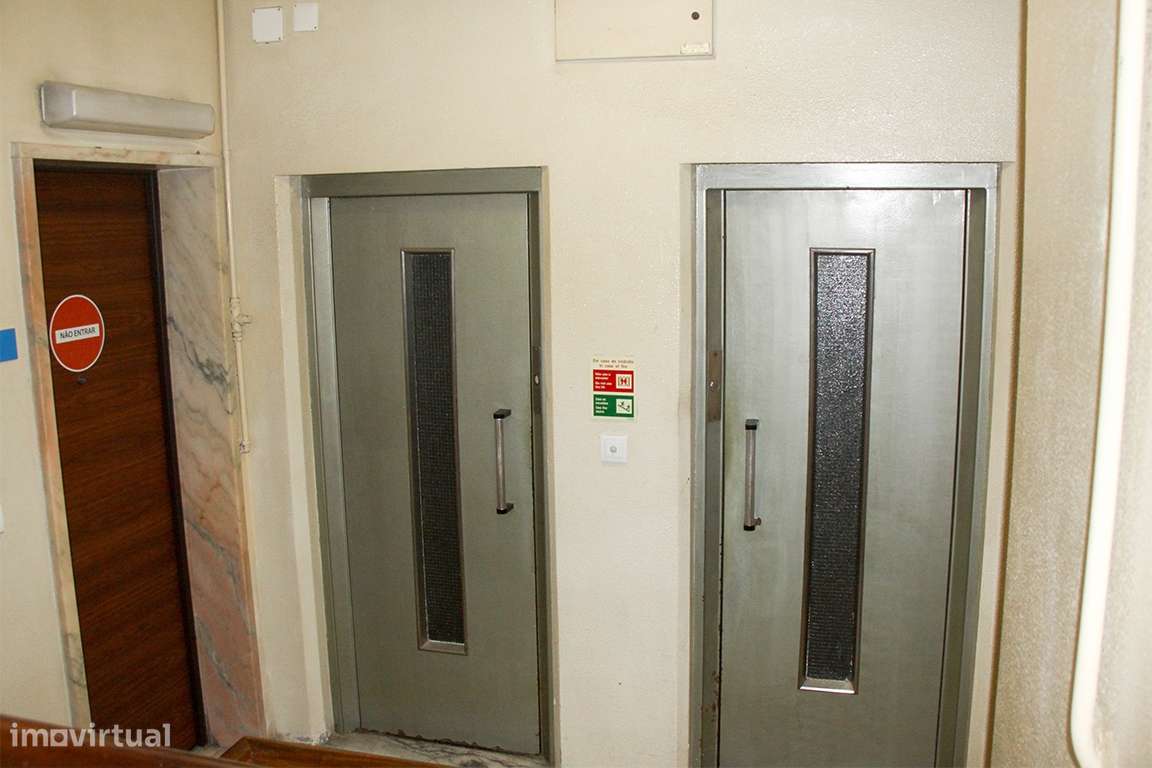 Consultório Médico >=T10 Venda em Almada, Cova da Piedade, Pragal e Ca-6