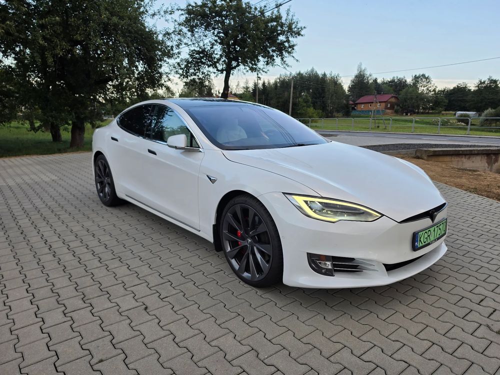 Tesla Model S Performance 2020