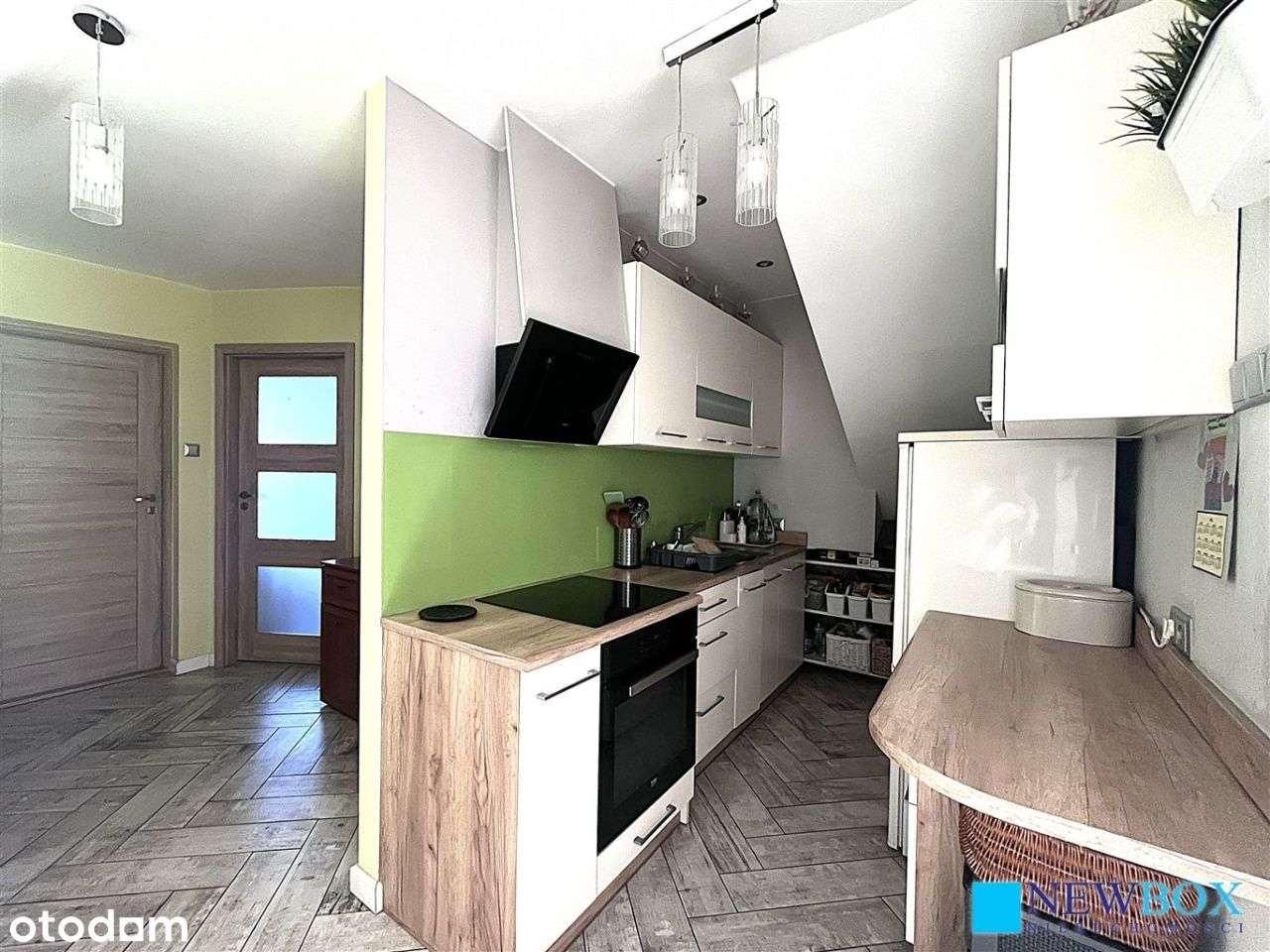 Atrakcyjny dom dla dużej rodziny, 2 wejścia, garaż-9