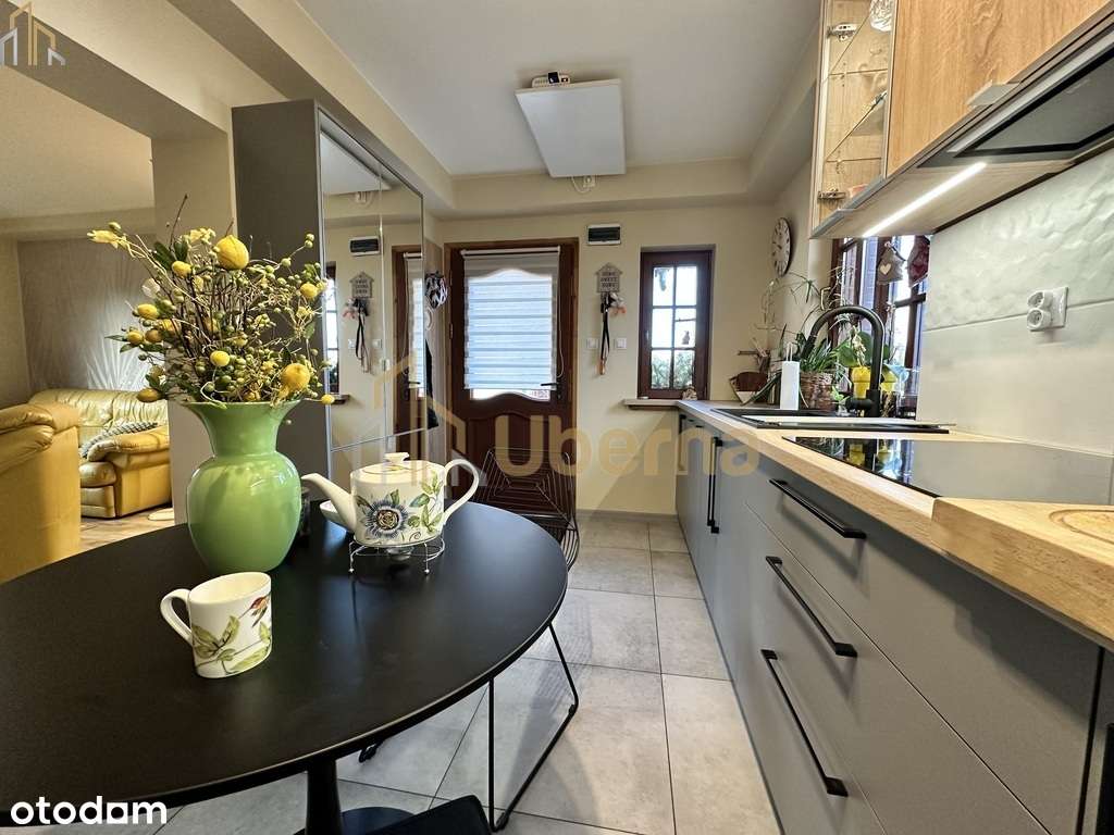 Dom i garaż nad wodą - światłowód-9