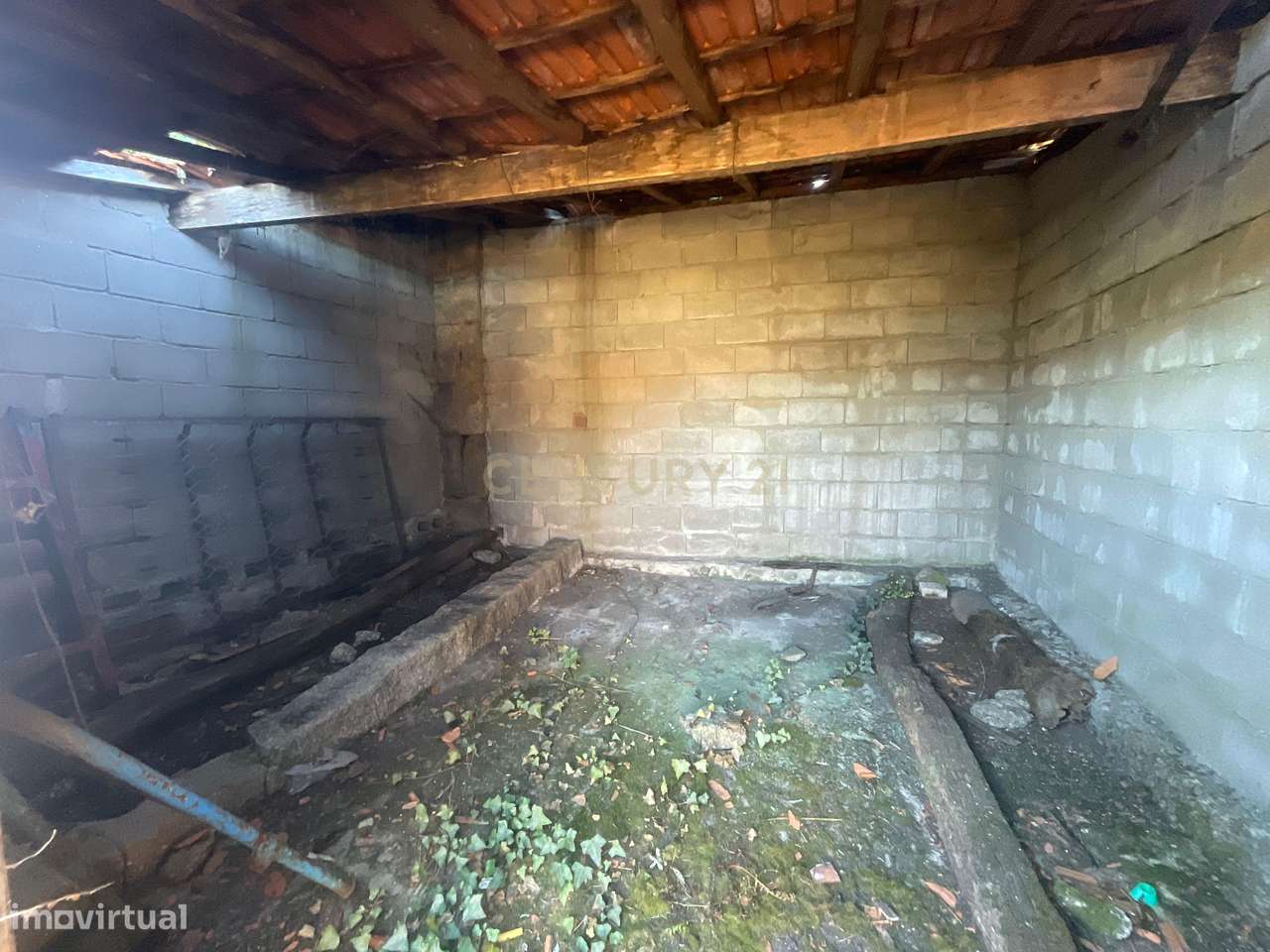 Moradia para restauro em Boivão, Valença - Grande imagem: 5/10