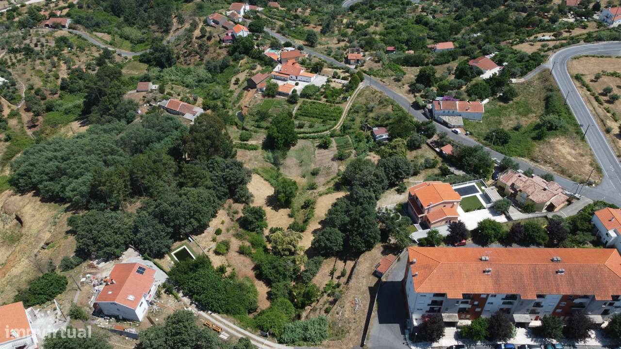 Terreno com 4.522 m² e Viabilidade de Construção - Vila do Carvalho-6
