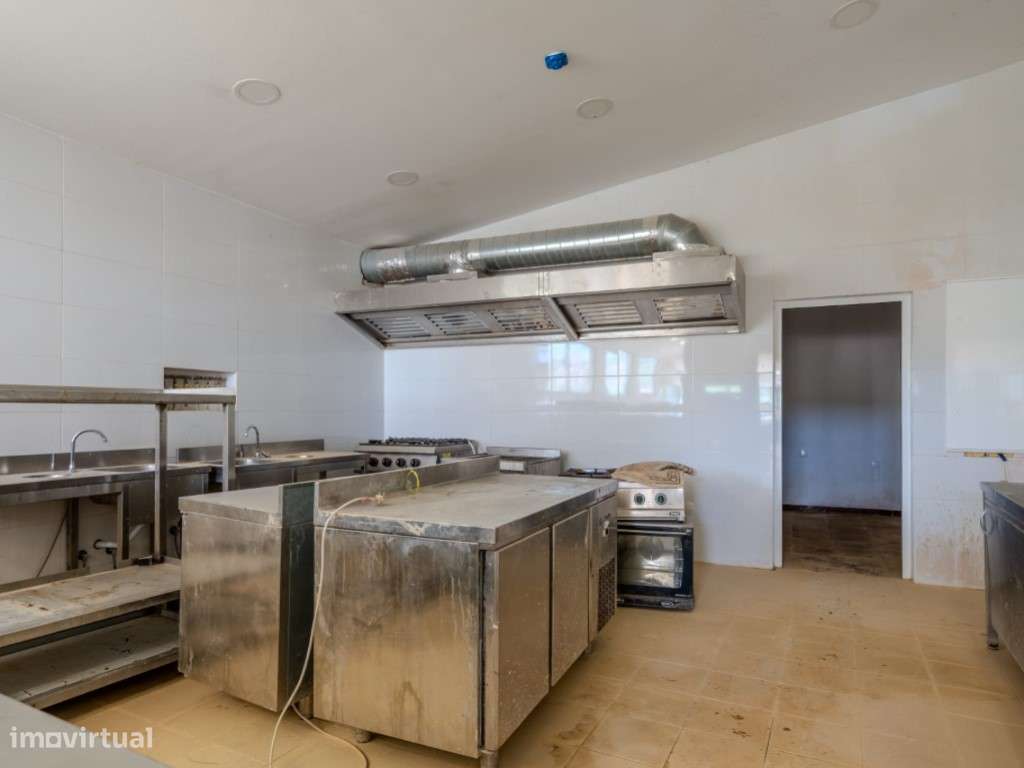 VENDA QUINTA/HERDADE PARA ALOJAMENTO TURÍSTICO - ALENQUER-40