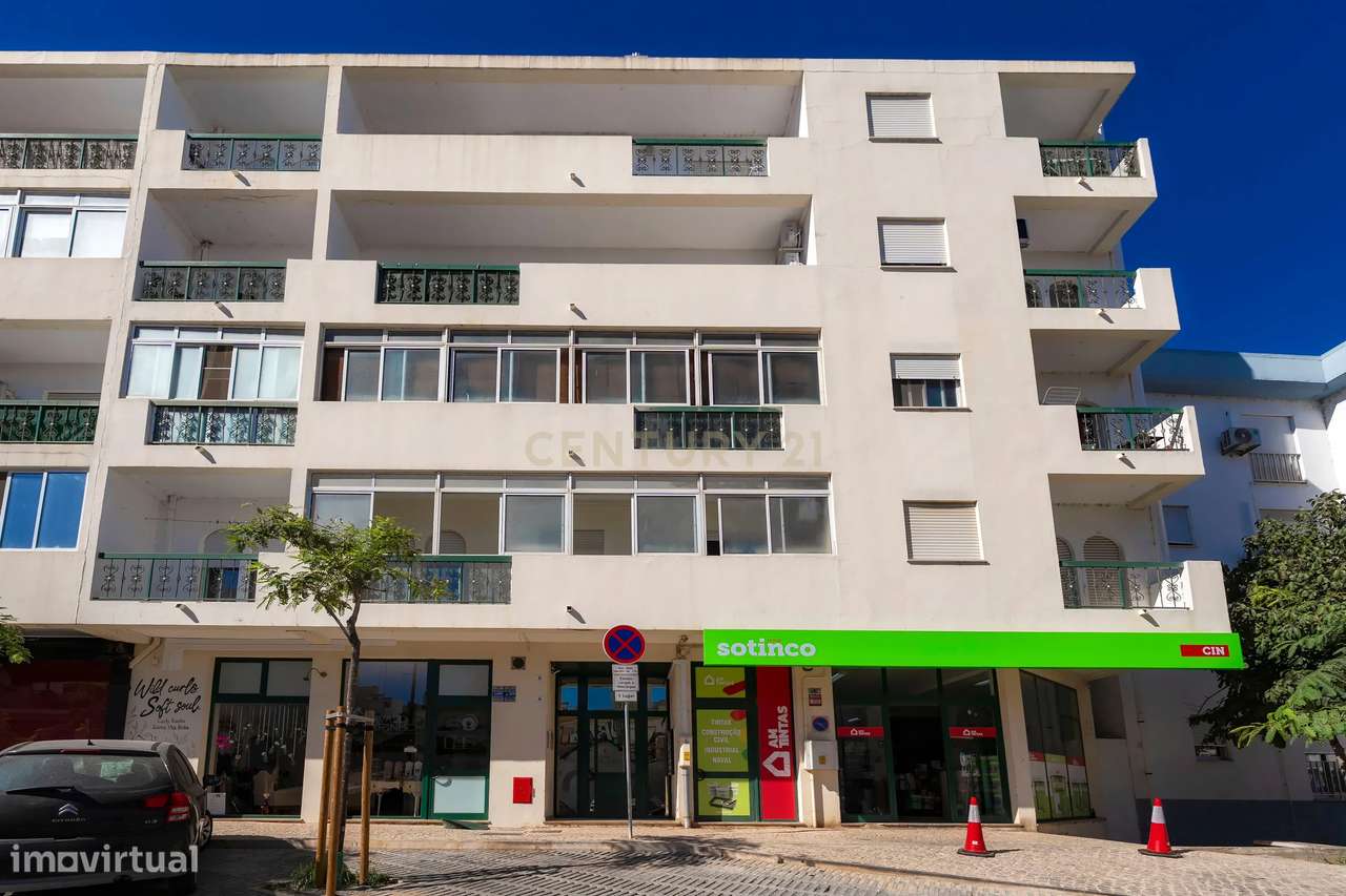 APARTAMENTO T2 | PRONTO A HABITAR | PERTO DO RIA SHOPPING | OLHÃO-21