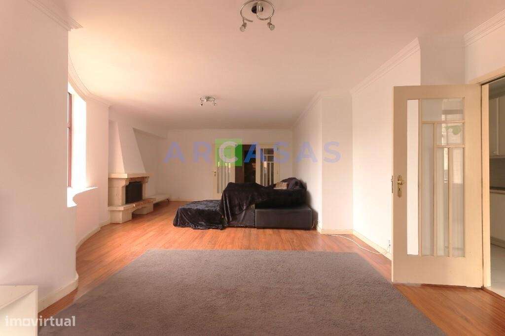 Apartamento T3 com 2 lugares de garagem, Santa Marinha, Vila Nova de G - Grande imagem: 3/22