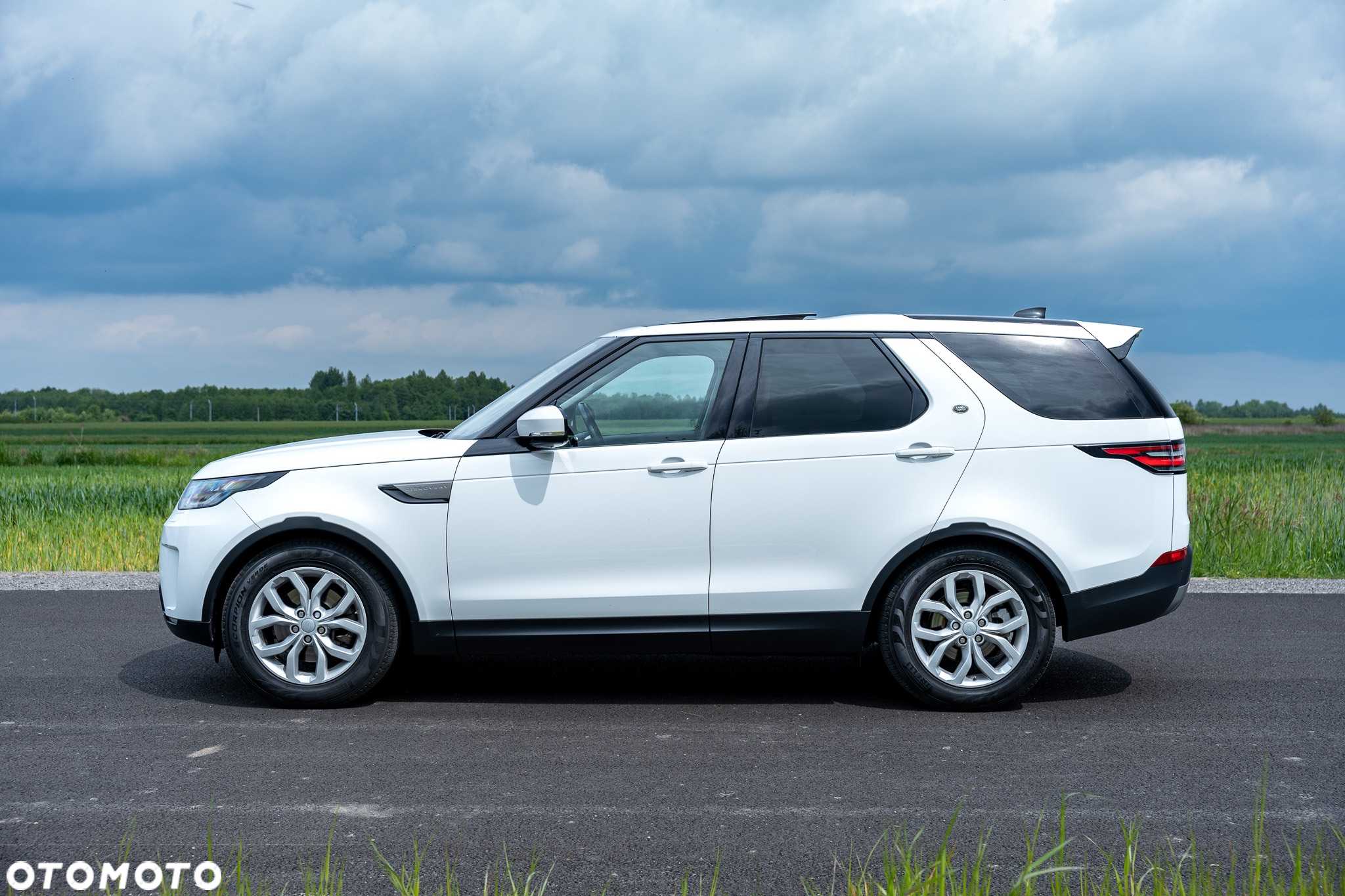 Land Rover Discovery - 12