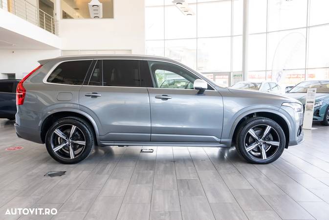 Volvo XC 90 D5 AWD Geartronic RDesign - 11