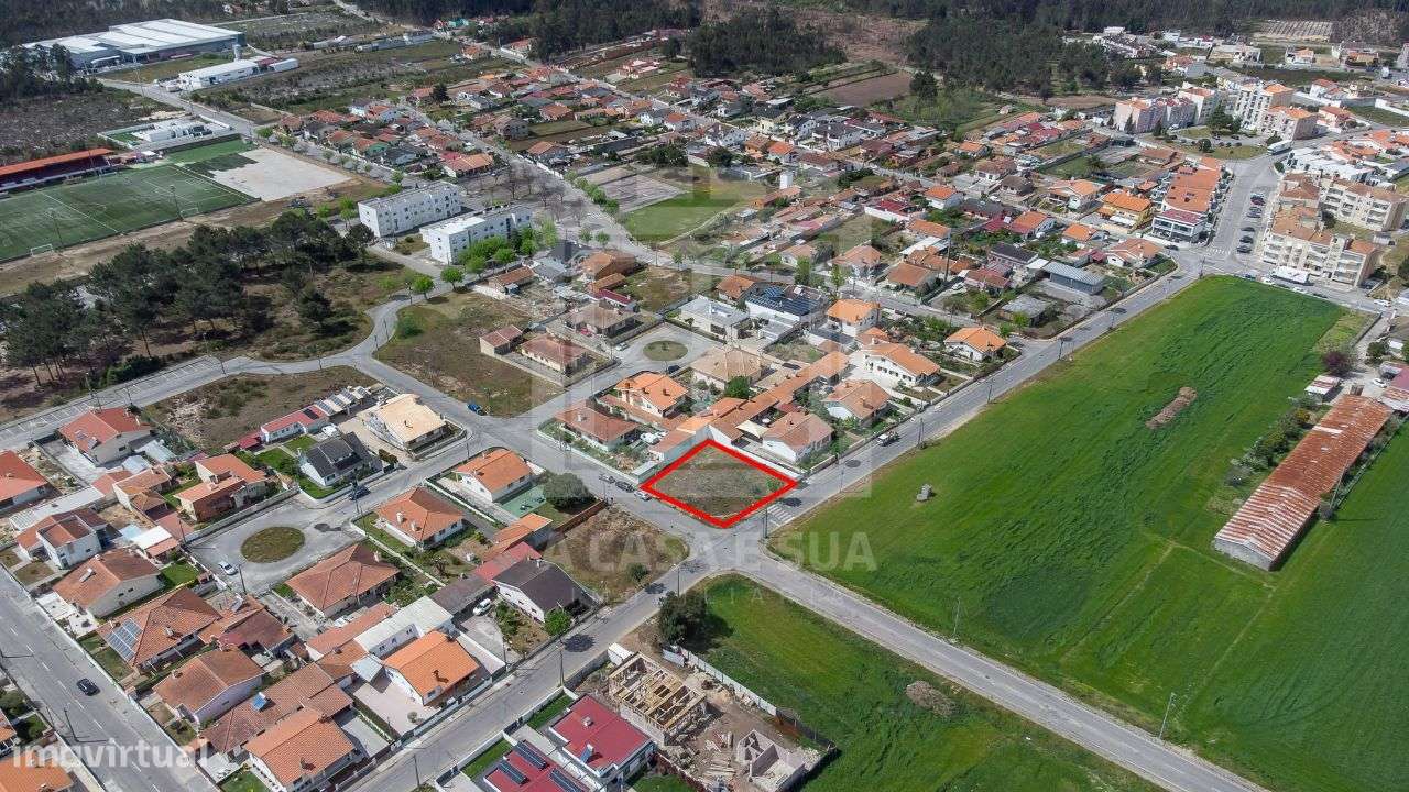 Terreno com projeto aprovado em Válega - Grande imagem: 4/11