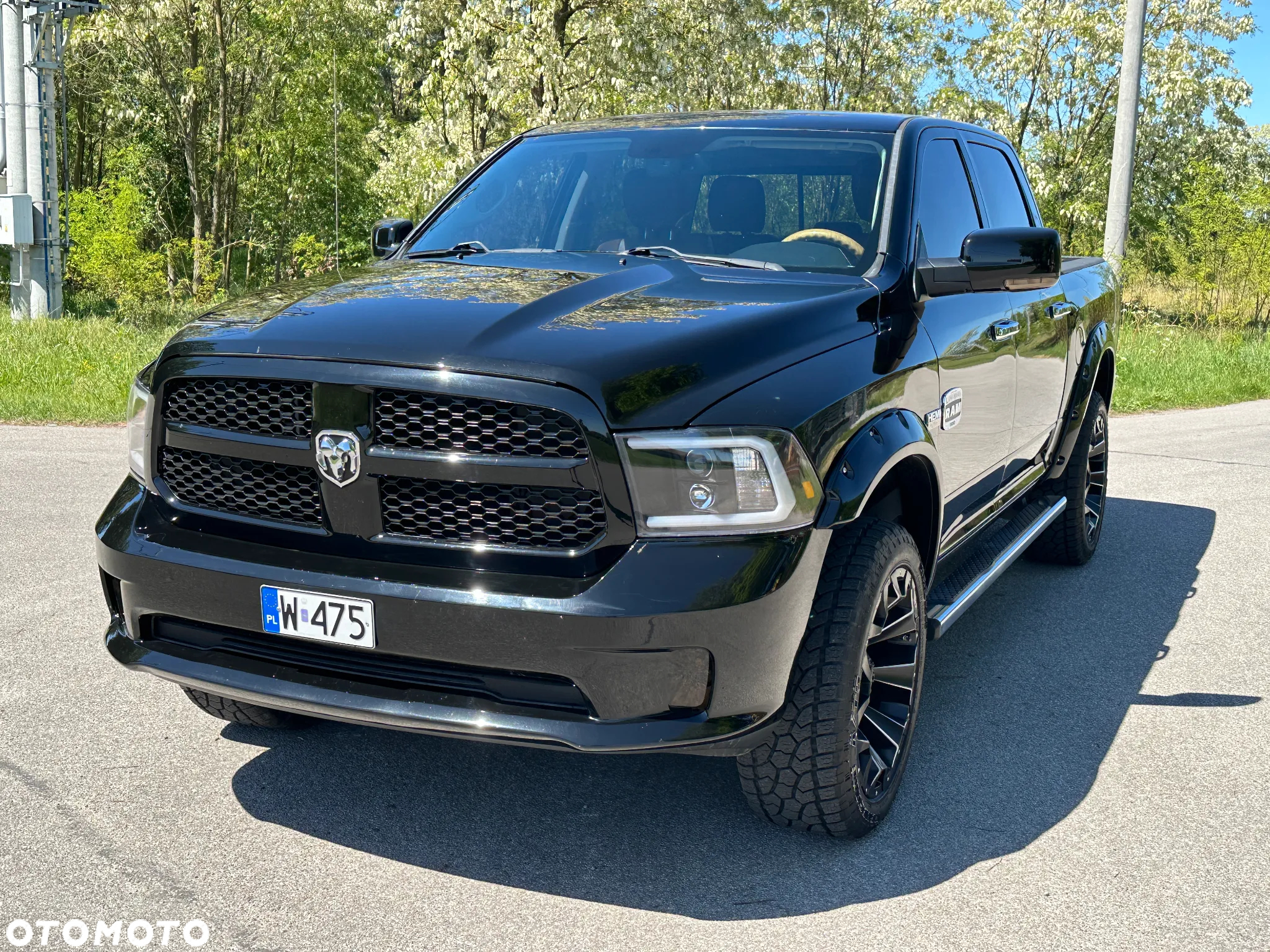 Dodge RAM 1500 5.7 4x4 - 17