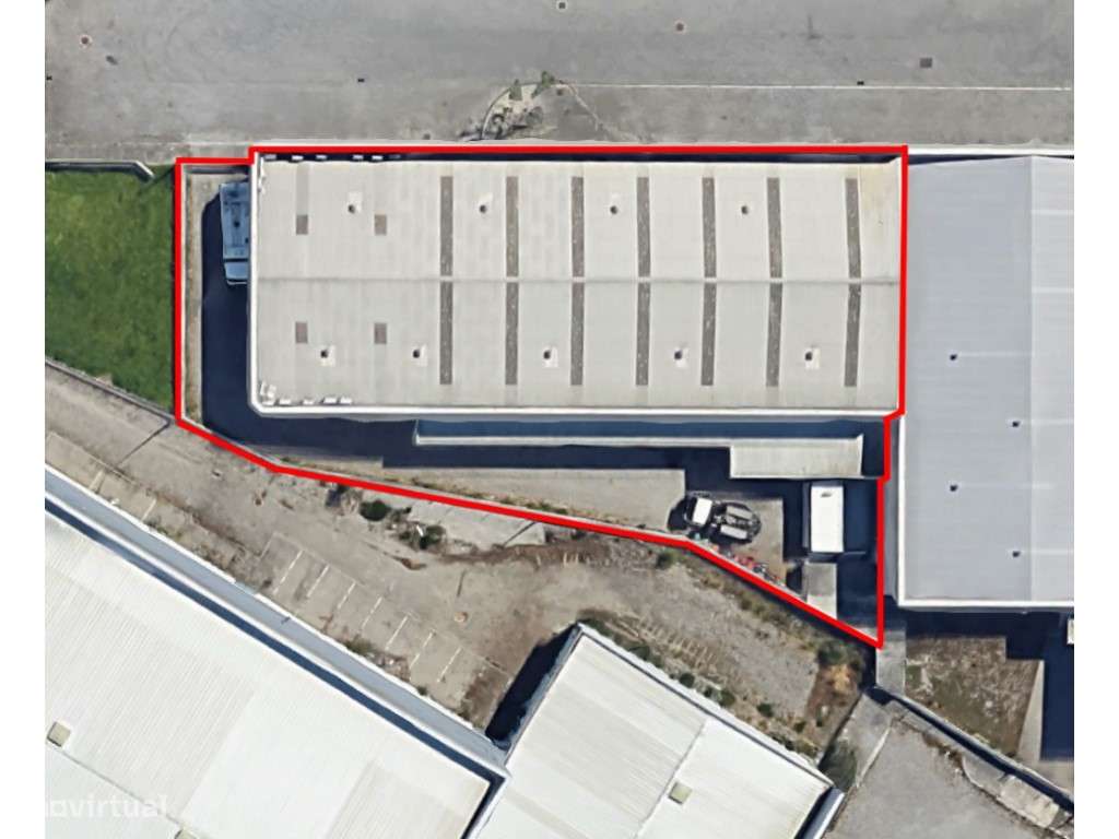 Armazém com logradouro junto ao Aeroporto - Grande imagem: 4/5