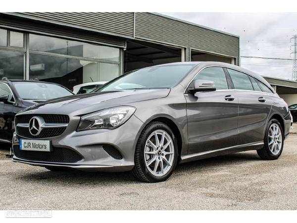 Mercedes-Benz CLA 180 - 4