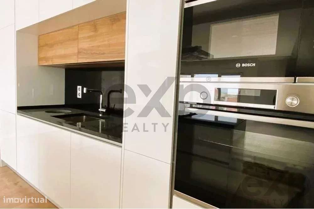 T3 com 2 terraços a 900 metros do Centro da Ericeira e da praia. - Grande imagem: 5/13