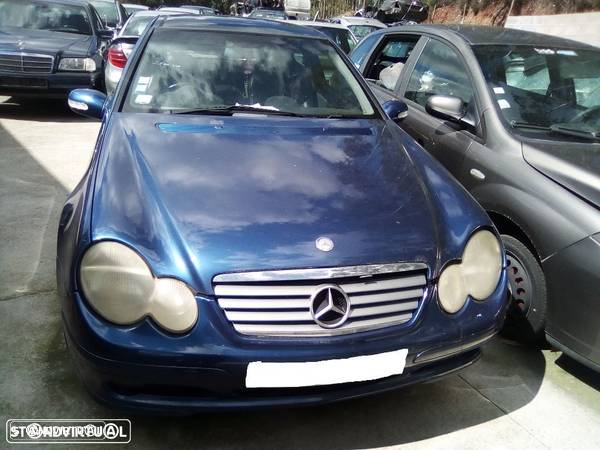 Mercedes sportCoupe C220 CDI  2001 - 3