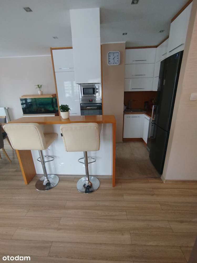 Mieszkanie 64 m2, Miejsce postojowe w hali garażowej, kort tenisowy - Pełny obrazek: 4/19