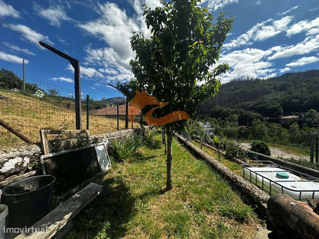 Moradia com jardim e pronta a habitar localizada na Ponte das 3 Ent...-26