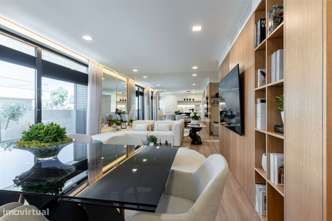 Apartamento T3 com suite, mobilado e varandas espaçosas - Grande imagem: 2/20