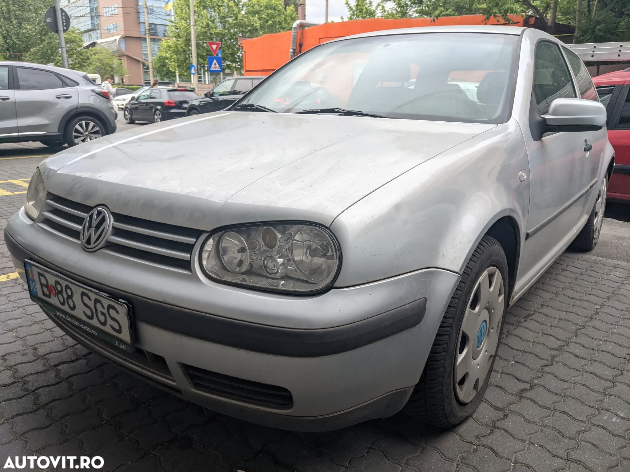 Volkswagen Golf 1.9 TDI Comfortline - 4