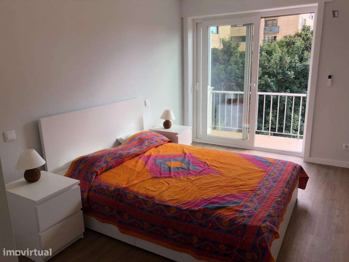 Quarto - localizado em Paranhos Porto - Grande imagem: 5/5