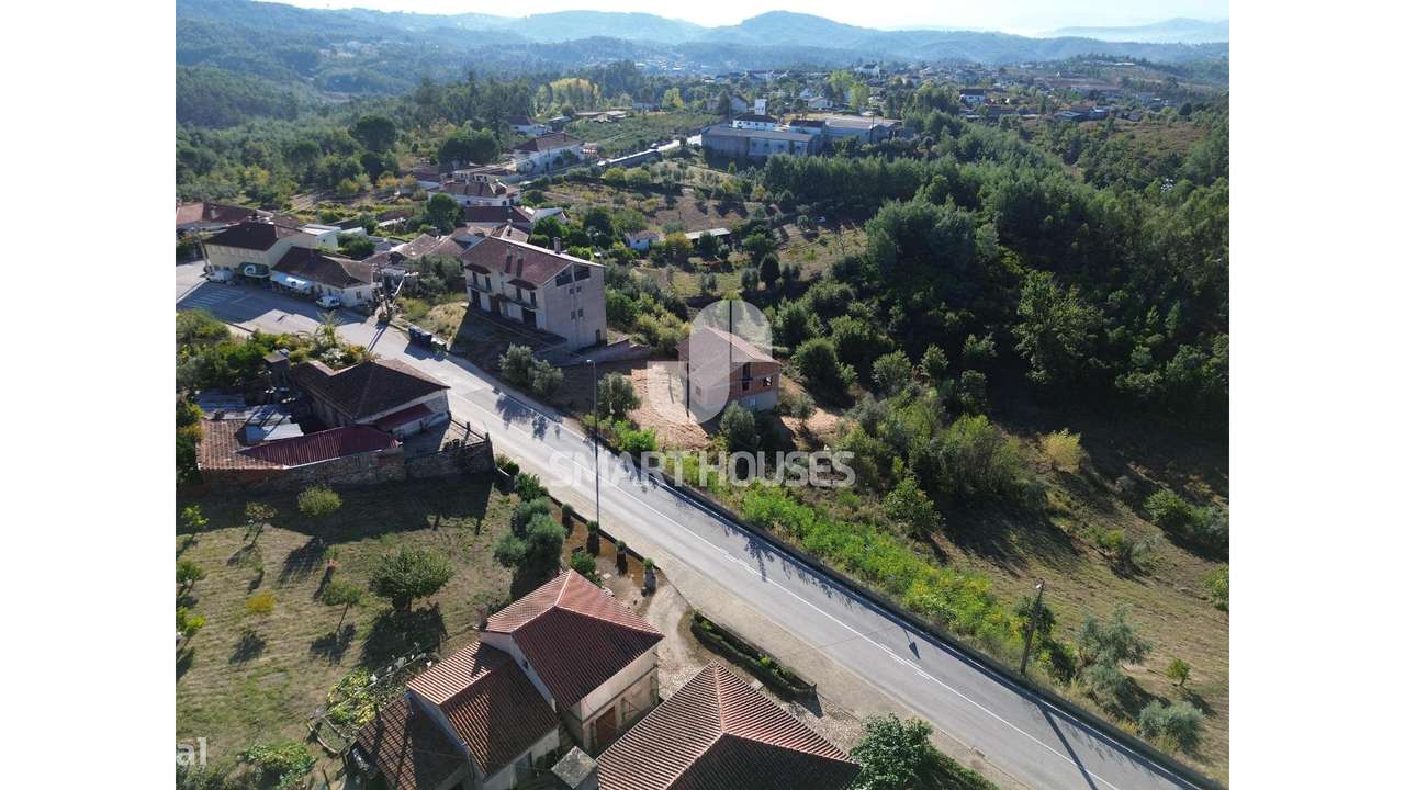 Terreno c/ moradia S. Martinho Cortiça-5