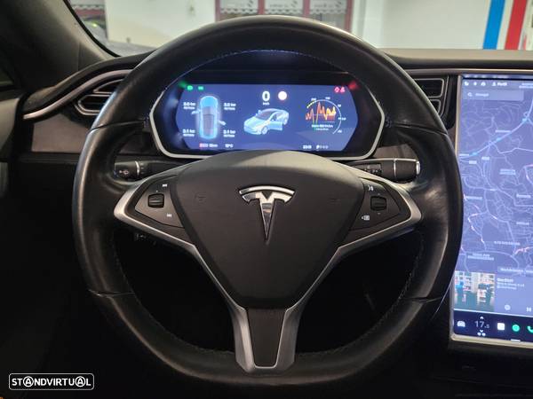 Tesla Model S 75D - 15