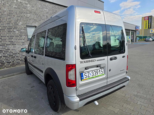 Ford Tourneo Connect - 16