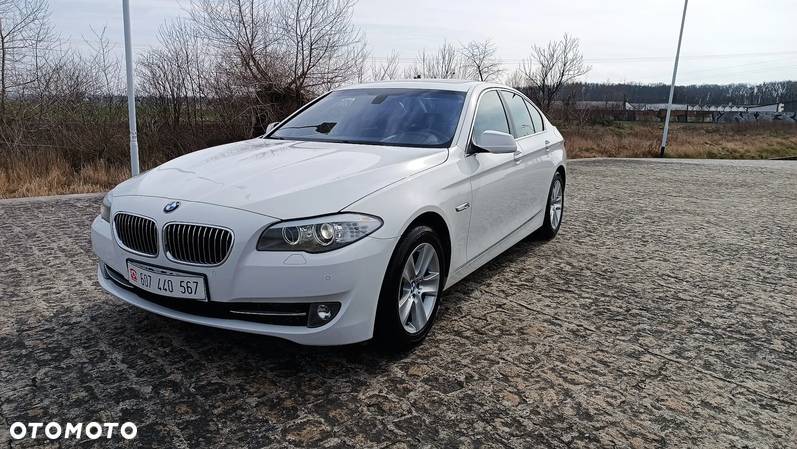 BMW Seria 5 530i - 16