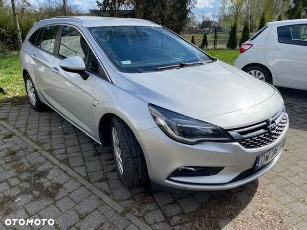 Opel Astra 1.4 Turbo Start/Stop Automatik Sports Tourer Business - 2