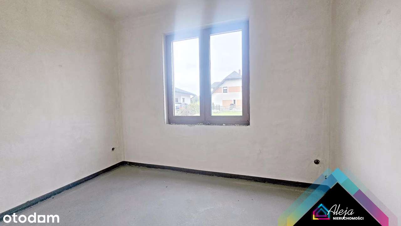 Nowy dom ze świetną komunikacją do centrum.-6