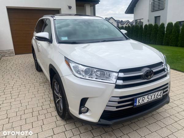 Toyota Highlander - 16