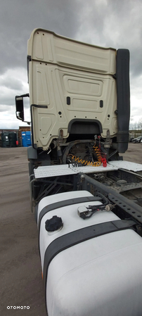 Mercedes-Benz Actros - 5