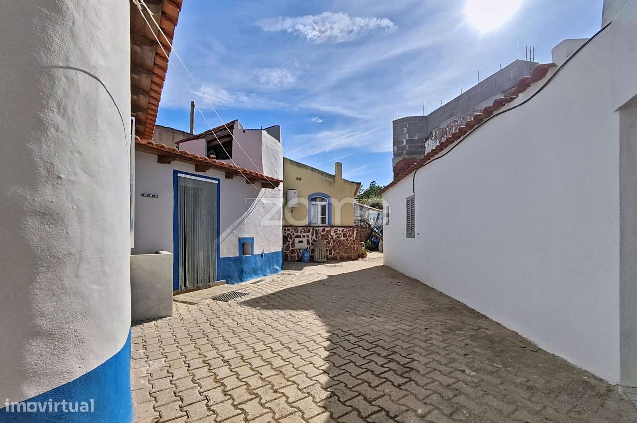 Moradia T2+1 renovada em Amorosa, São Bartolomeu de Messines-5