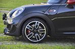 MINI Cabrio John Cooper Works - 16