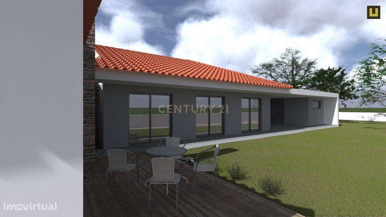 Lote de Terreno - C/ Projeto aprovado para moradia T3-14