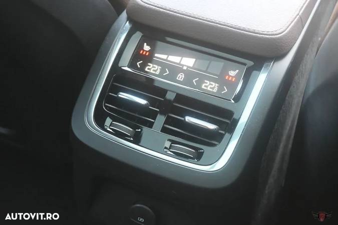 Volvo XC 90 T8 AWD Recharge Geartronic RDesign Edition - 19