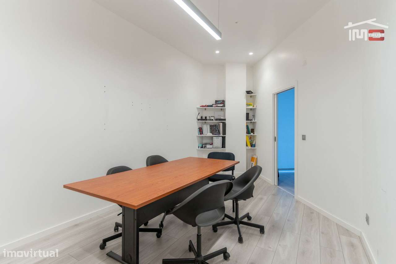 Loja em Alto das Nogueiras, Fátima - Grande imagem: 4/21