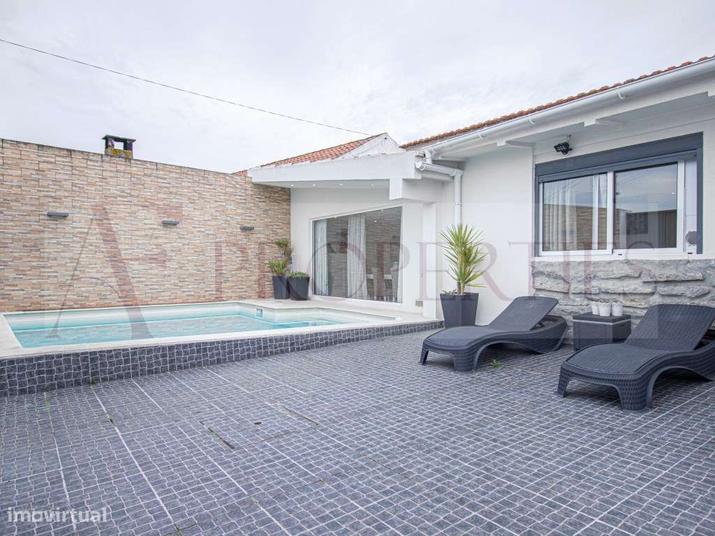 Oportunidade em Santarém - Moradia em Abitureiras com Piscina e Des...-0