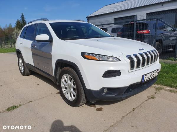 Jeep Cherokee - 1