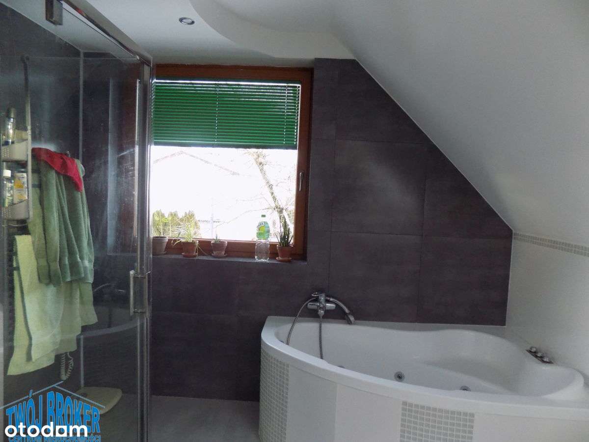 Dom na sprzedaż-9