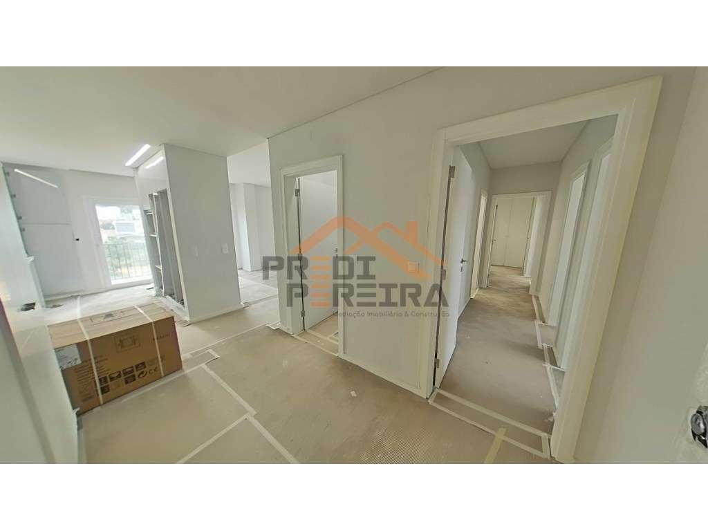 Ultimo T3 , com terraço! - Grande imagem: 3/56