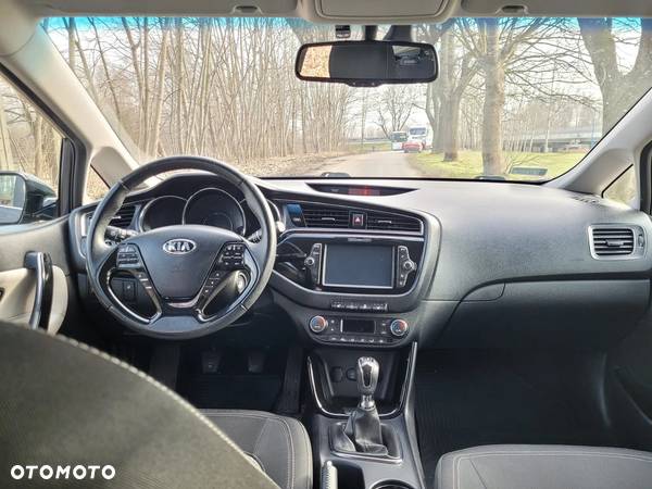 Kia Ceed Cee'd 1.6 CRDi L Business Line - 4