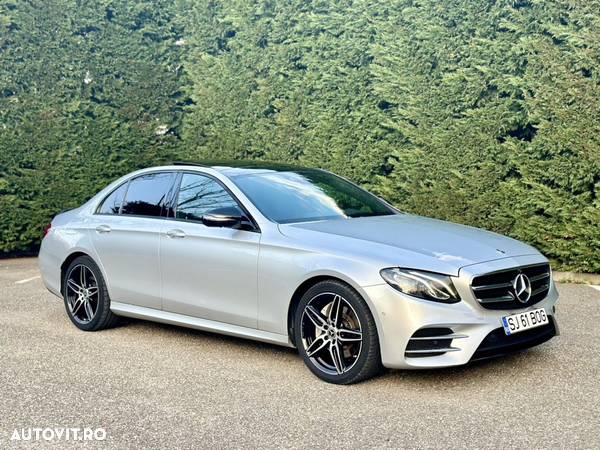 Mercedes-Benz E 220 d 4Matic T 9G-TRONIC AMG Line - 8