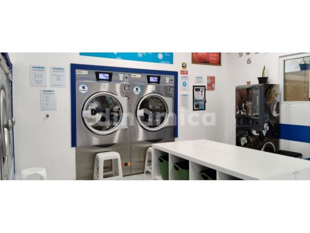 Trespasse de Lavandaria Self-Service - Centro de Famalicão - Grande imagem: 4/7