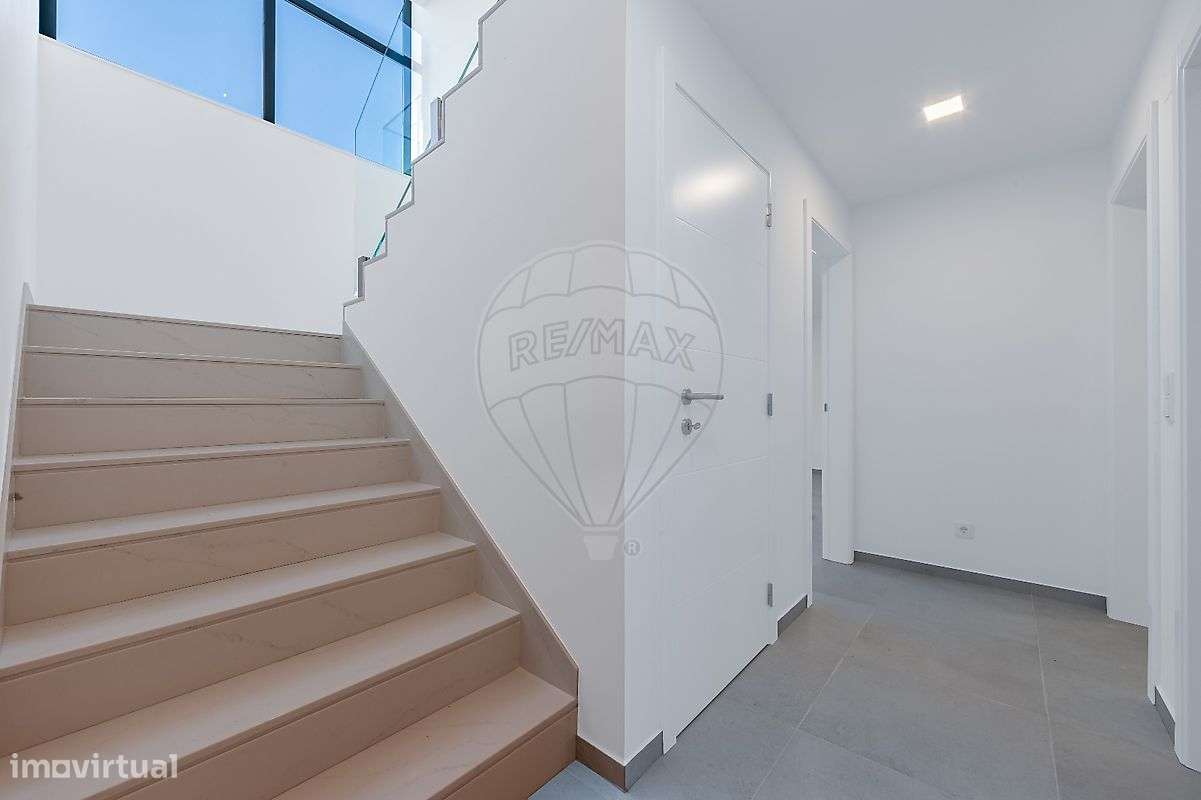 Moradia T5 para venda-32