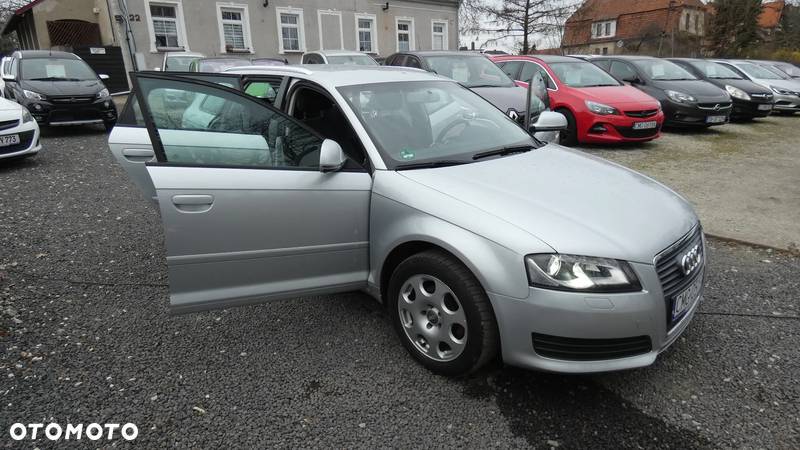 Audi A3 1.6 TDI Ambition - 11