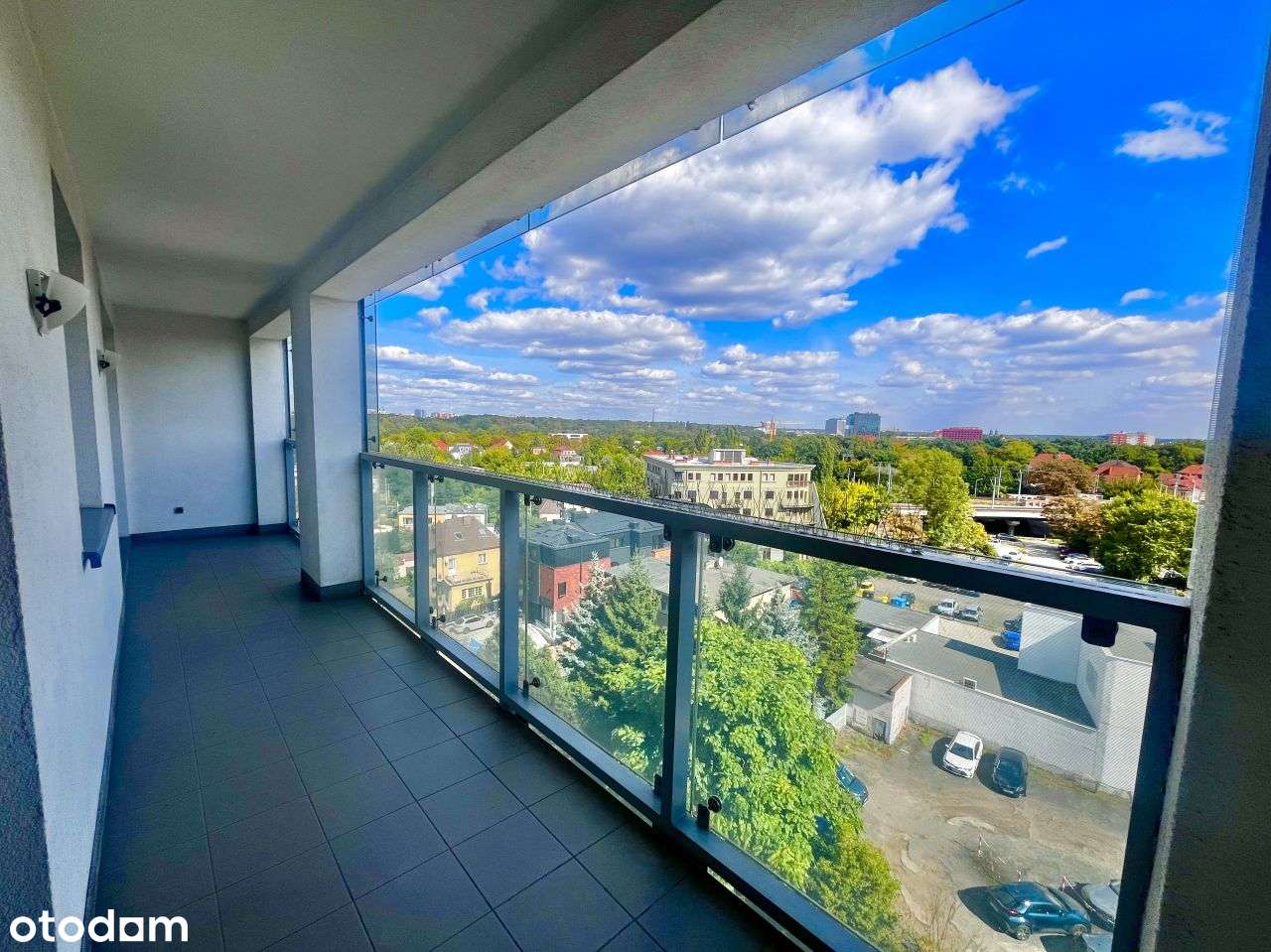 Doskonała inwestycja 2 pokoje i kuchnia, ogromna loggia CENTRUM MIASTA - Pełny obrazek: 3/18